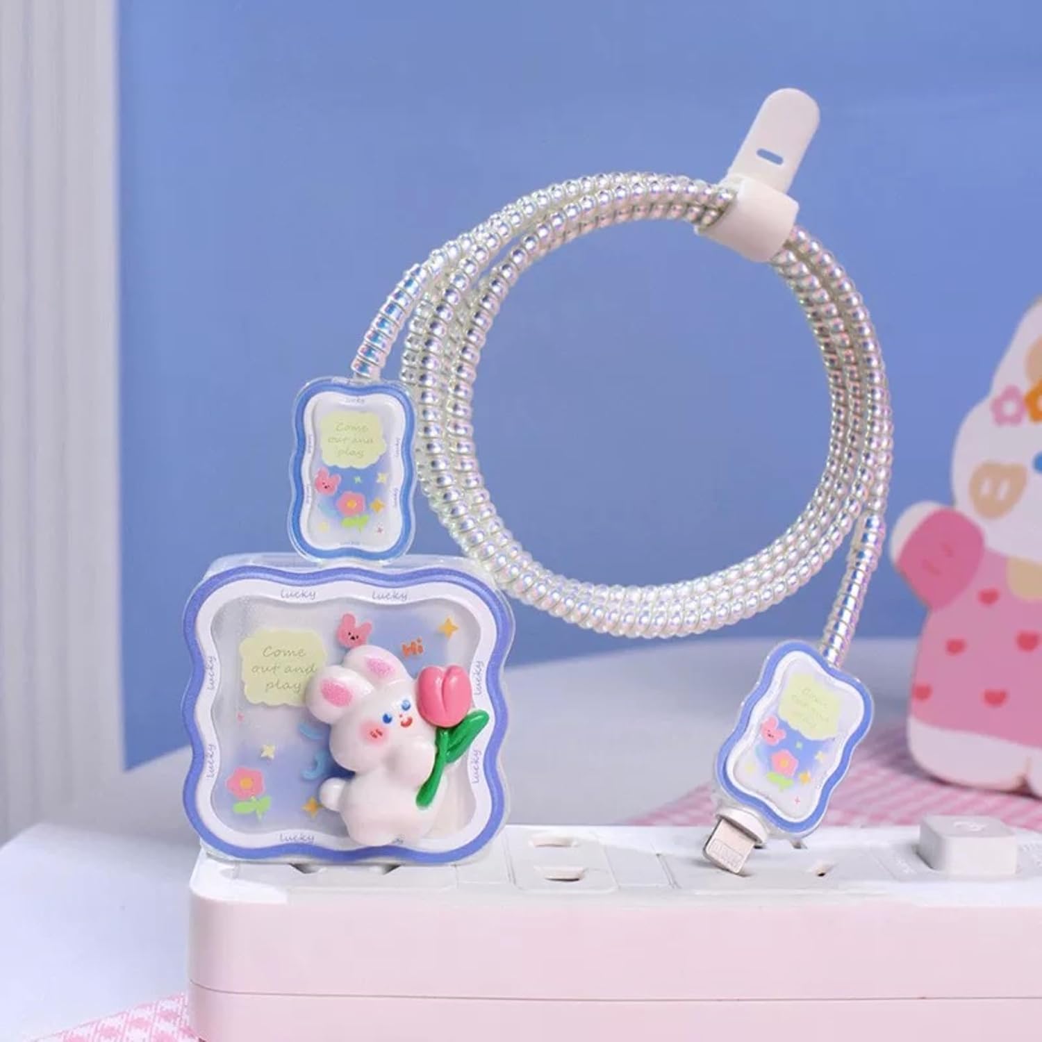 Kawaii 2-in-1 Floral Charger & Cable Protector Case Set