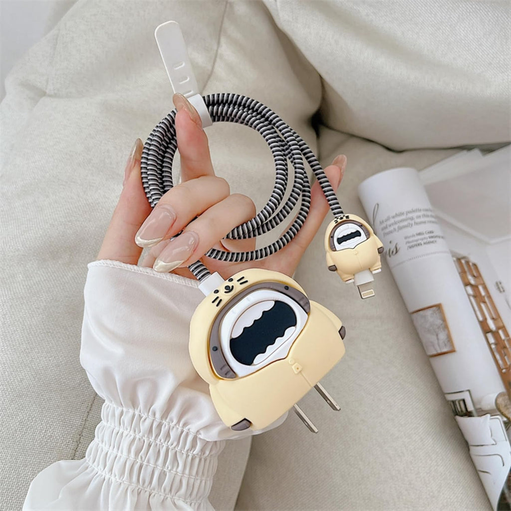 Lil' Monster Shark Charger Case & Cable Saver Set