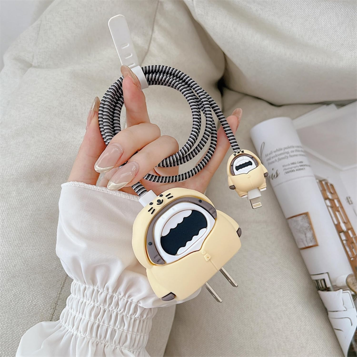 Lil' Monster Shark Charger Case & Cable Saver Set